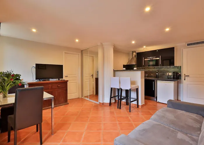 Zentrales Hotel: Emeraude Residence Hoteliere