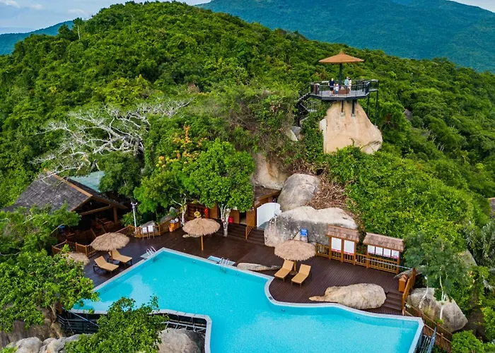 Hotel: Yalong Bay Earthly Paradise Birds Nest Resort （Mountain Villas)
