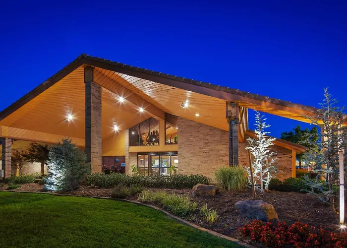 Resort: Best Western Plus Saddleback Inn And Conference Center