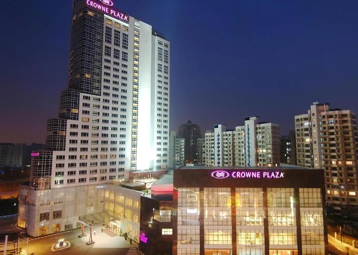 Hotels with tennis Crowne Plaza Shanghai Pudong By Ihg