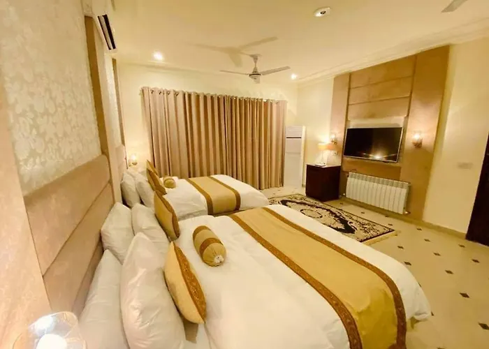 4 star hotel: Shelton'S Rezidor Hotel Gulberg Lahore