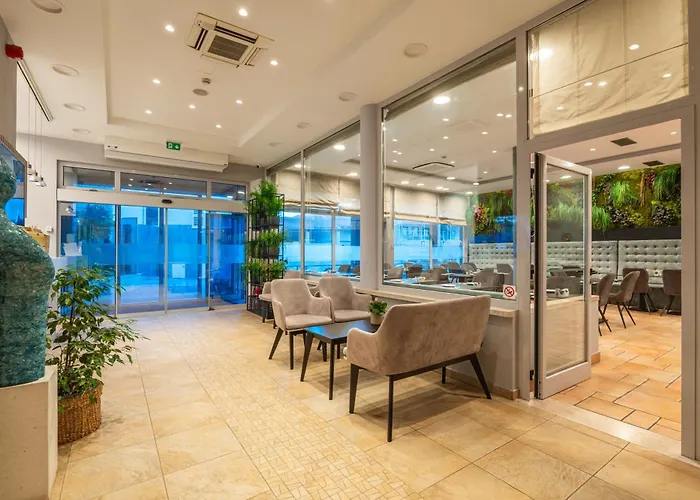 Berkeley Hotel&Day Spa