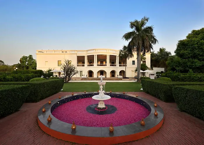 Taj Nadesar Palace