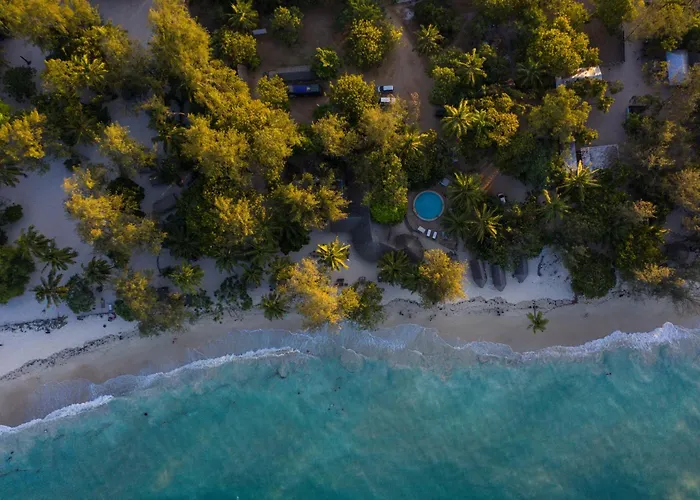  Mikadi Beach Camp & Backpackers