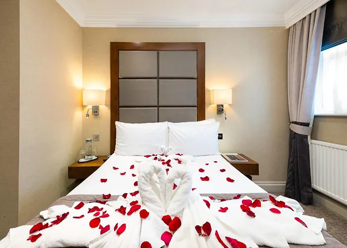 Gem Langham Court Hotel