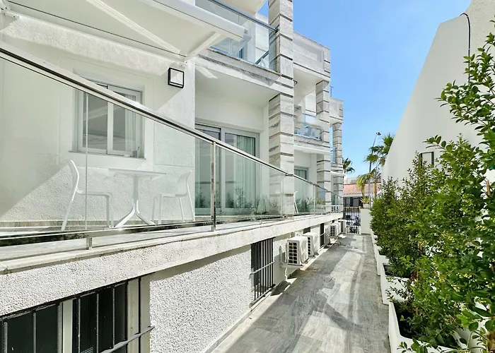 Apartamentos Marina Luz