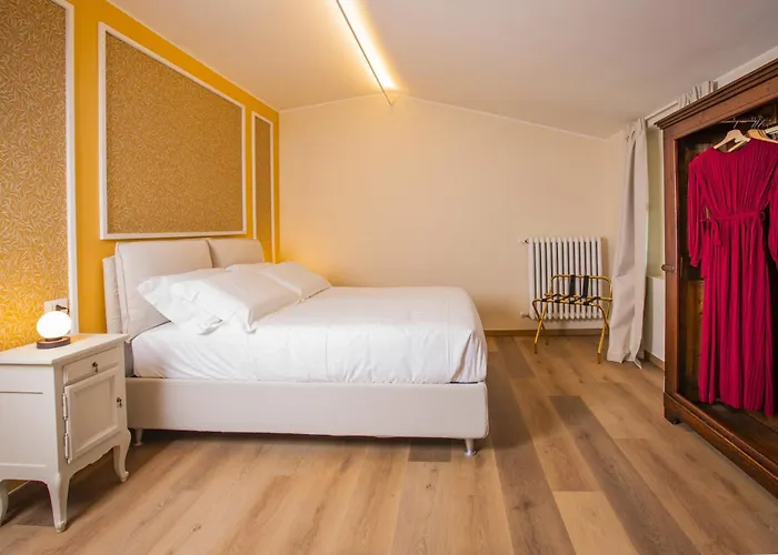 Palazzo Ratti Boutique
