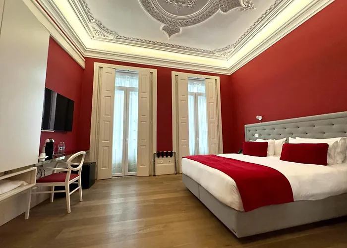 Emaj Boutique Hotel