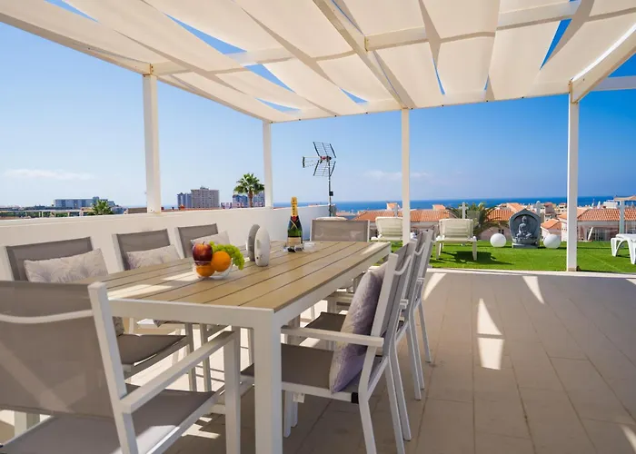  La Laja With 5 Bedrooms And Sea View