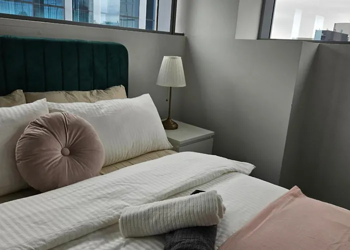 Guest house: Melbourne Star