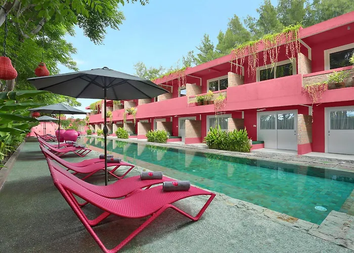 3 star hotel: Pinkcoco Gili Trawangan - Constant Surprises - For Cool Adults Only