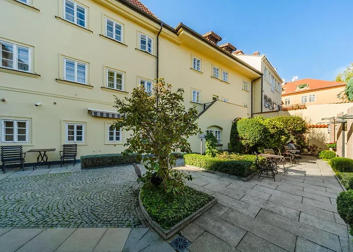 Archibald At The Charles Bridge