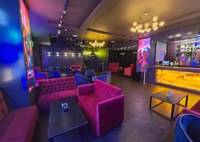 Romantic hotel: Gulf Inn Hotel Al Nasr Formerly Roda Links Al Nasr