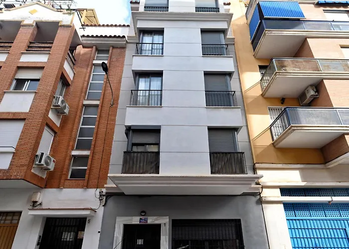 Hotel near College: Love Rent4 Malaga Rene