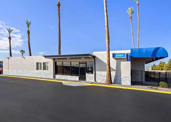 Surestay Hotel By Best Western Phoenix Airport