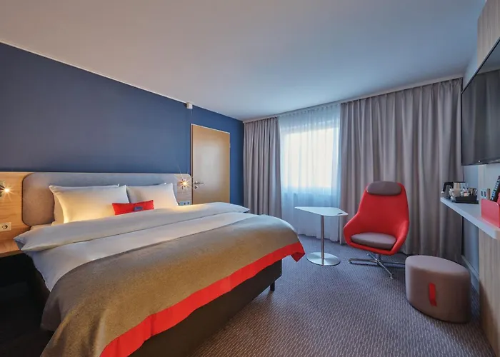 Holiday Inn Express Cologne Muelheim By Ihg