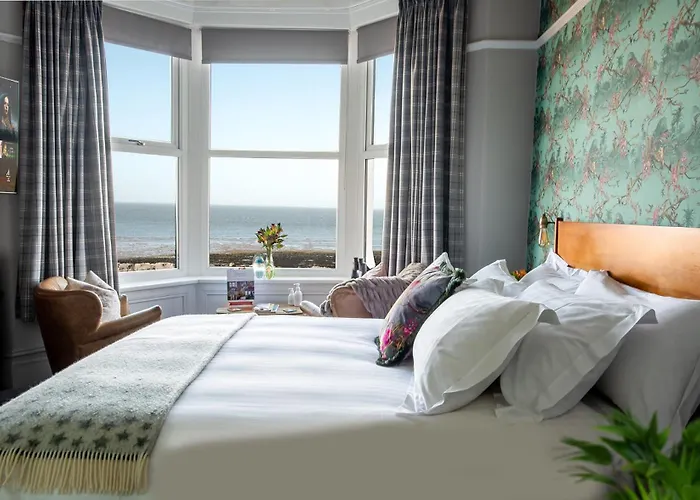 Broadwater Guest House
