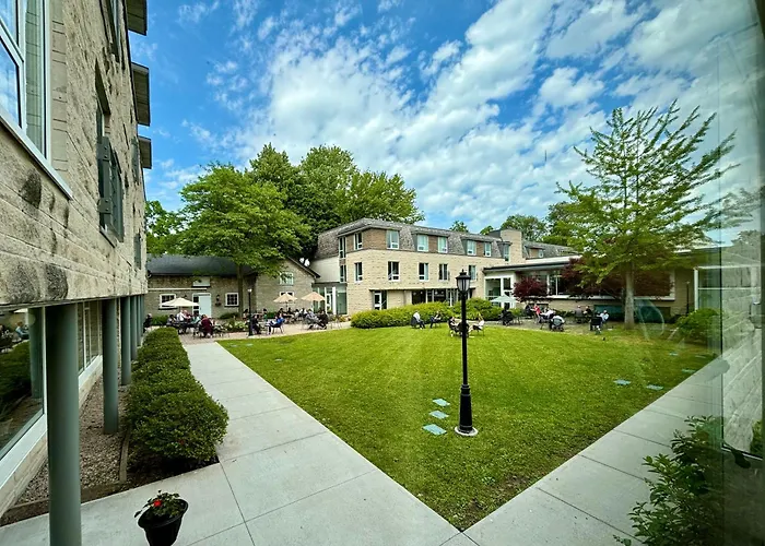 Pet Friendly hotel: Donald Gordon Hotel And Conference Centre