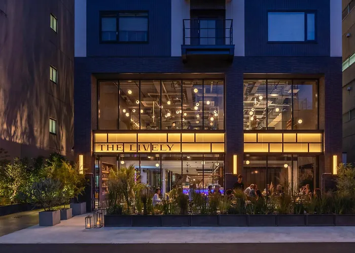Lively Osaka Honmachi