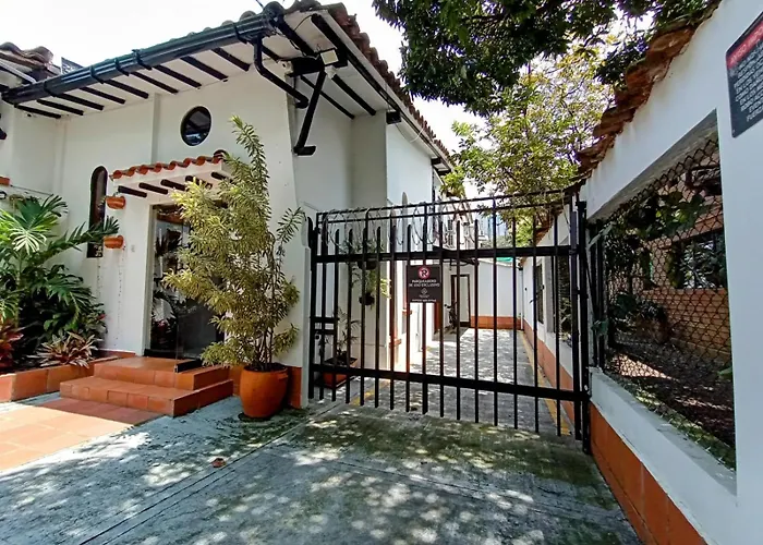 Hotel 5 Estrellas Aguacatala Boutique