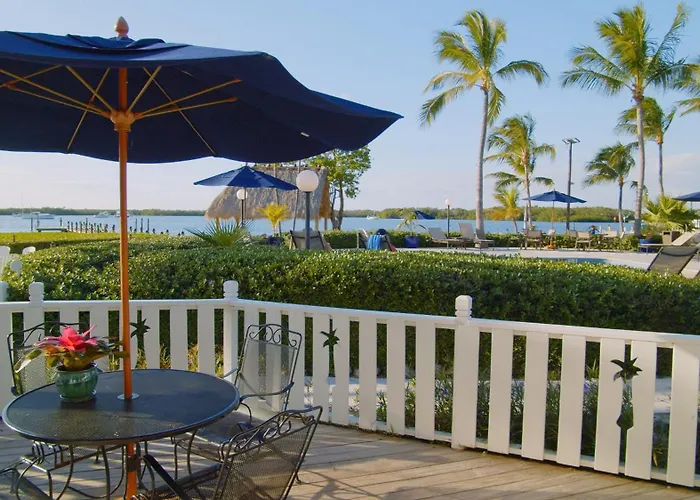 Coconut Palm Inn