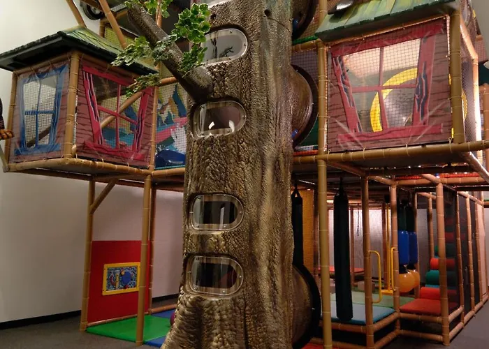Family Hotel: Douglas Fir Resort & Chalets