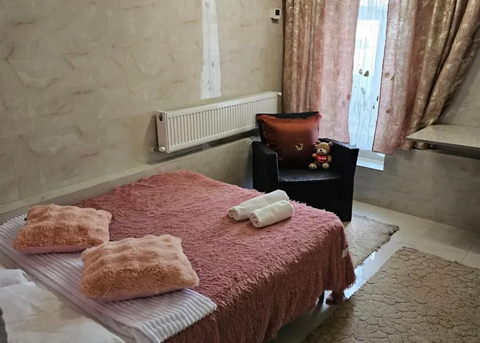 Günstiges Hotel: Rose Studio