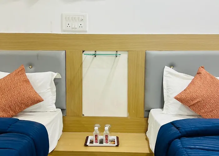 Family Hotel: Hotel Jazz & Cabin Stay