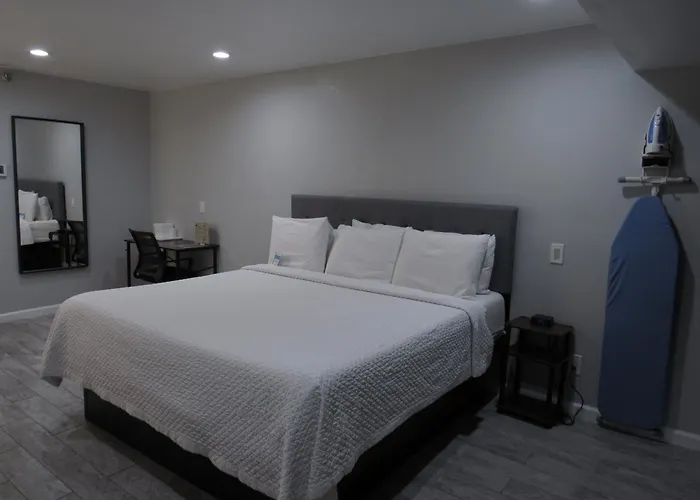 Motel: Capri Suites Anaheim