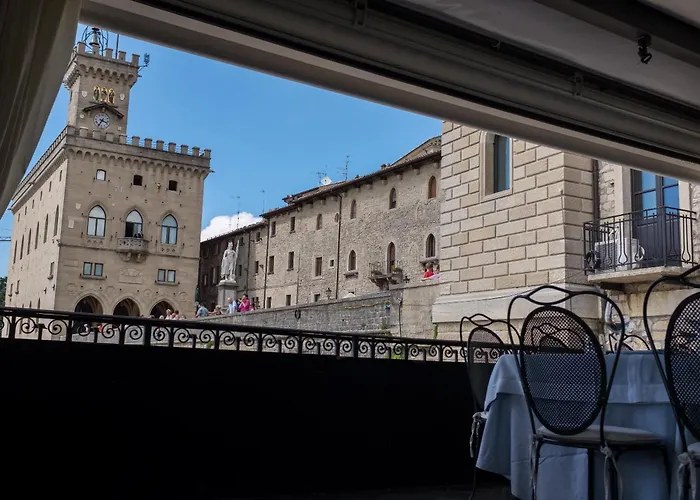 Hotel Titano