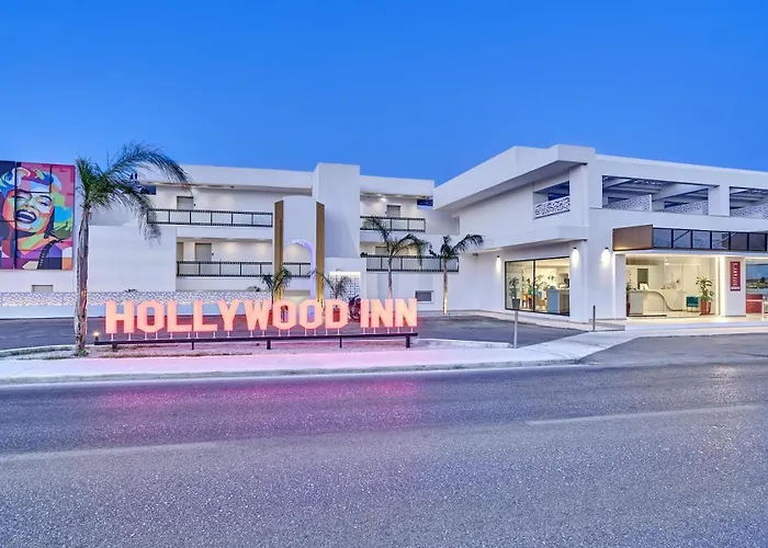 Hollywood Inn - Adults Only