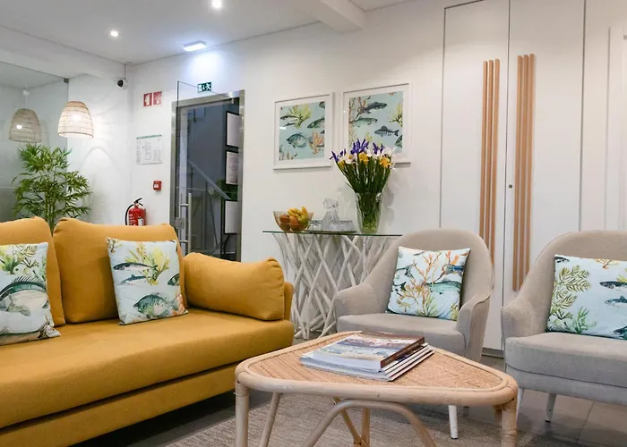  Avenue 41 Guest House