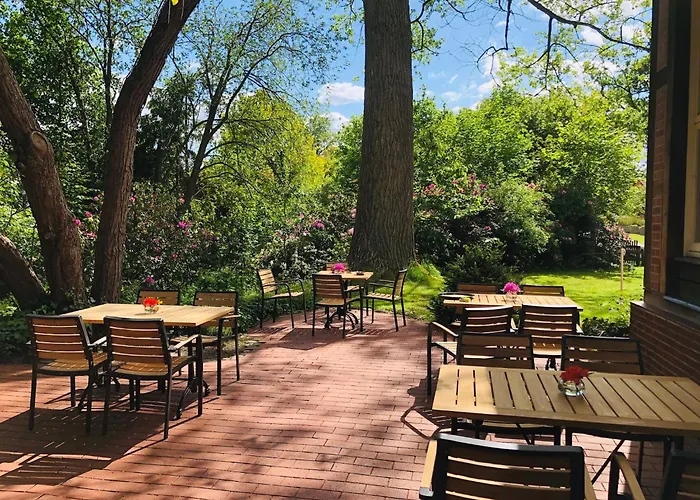 Kinderhotel Gutshof Im Oertzetal Und Restaurant