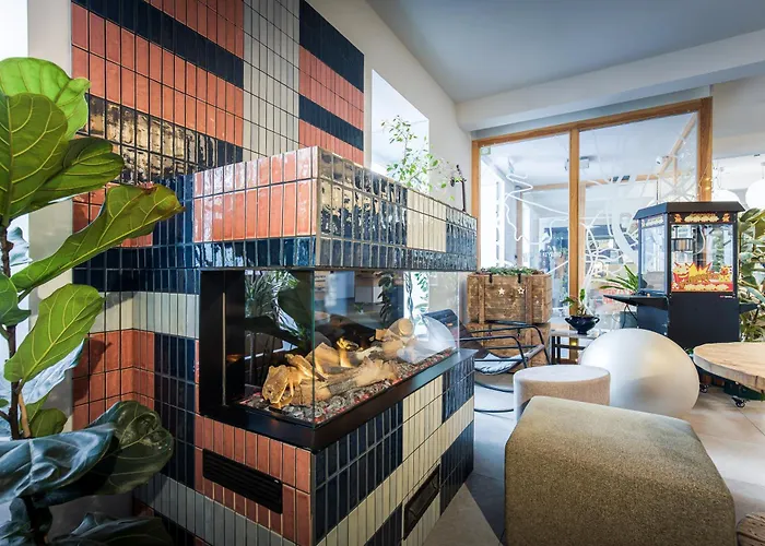  Maverick Budapest Soho