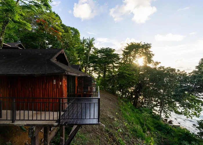 Golf Hotel: Baan Krating Khao Lak Resort - Sha Plus