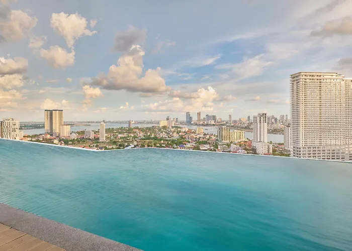  Peninsula Phnom Penh