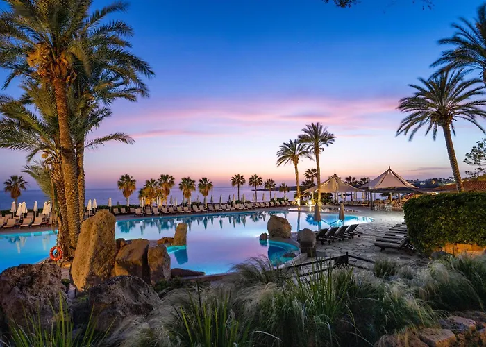 Coral Beach & Resort Cyprus