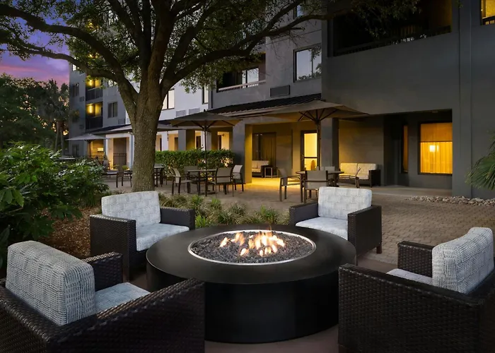 Hotel with Tennis: Courtyard By Marriott Myrtle Beach Barefoot Landing