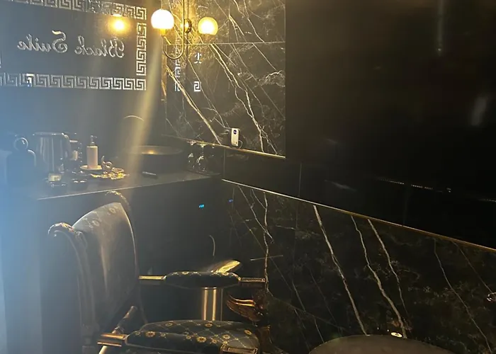 Love Room - Versace