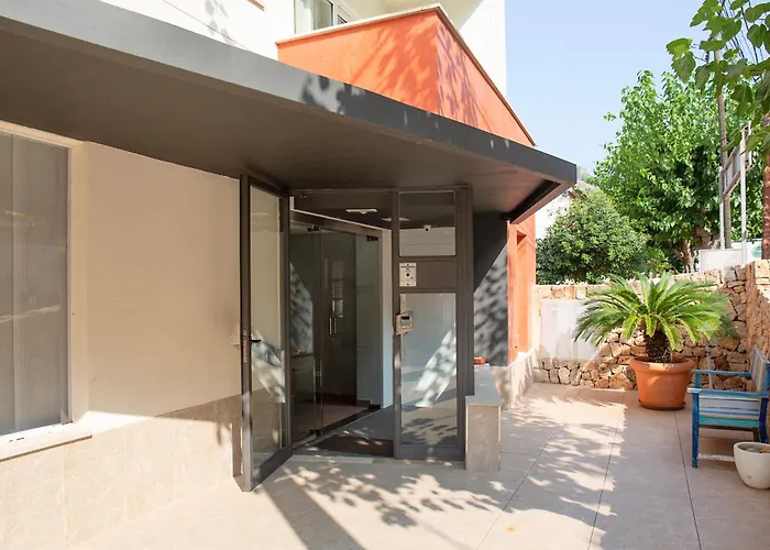  Hostal Residencia Sutimar