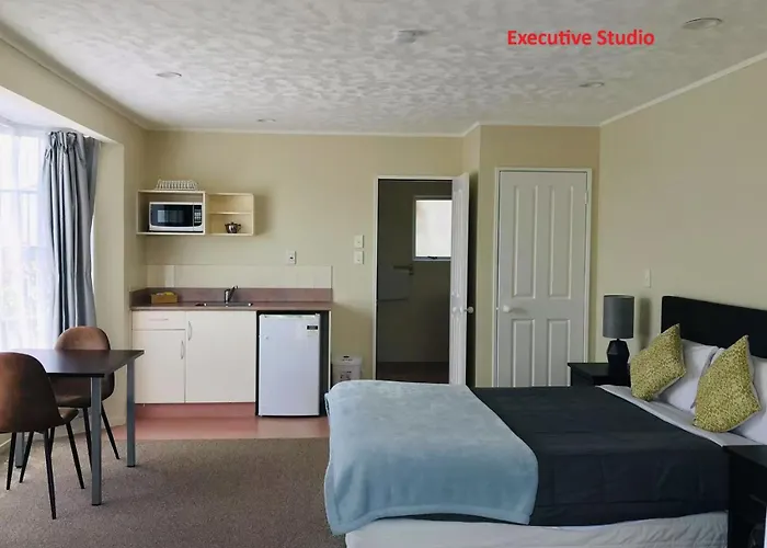 Malones Spa Motel