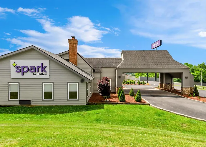 Pet Friendly hotel: Spark By Hilton Wytheville Holston Rd I 81