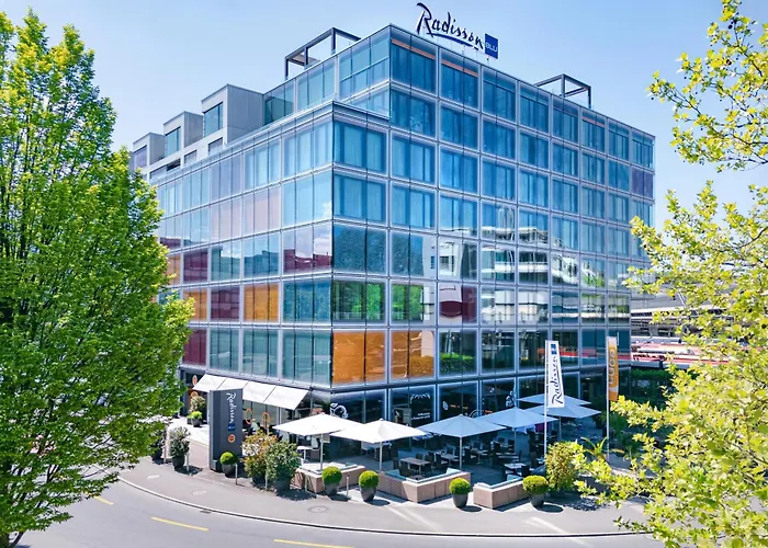 Radisson Blu ,
