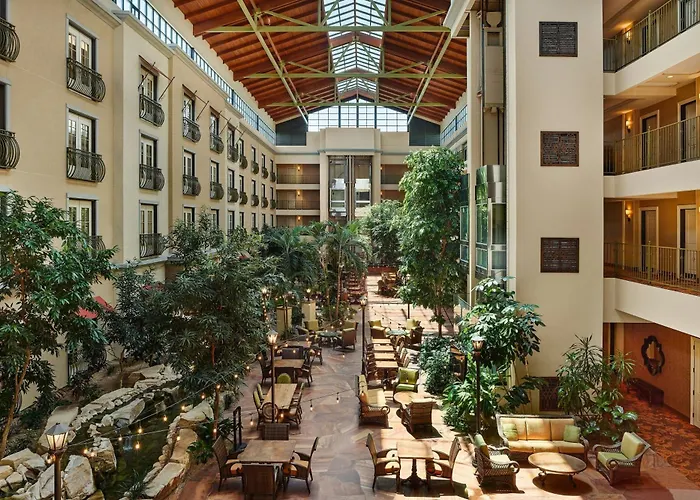 4 star hotel: Woolley'S Classic Suites