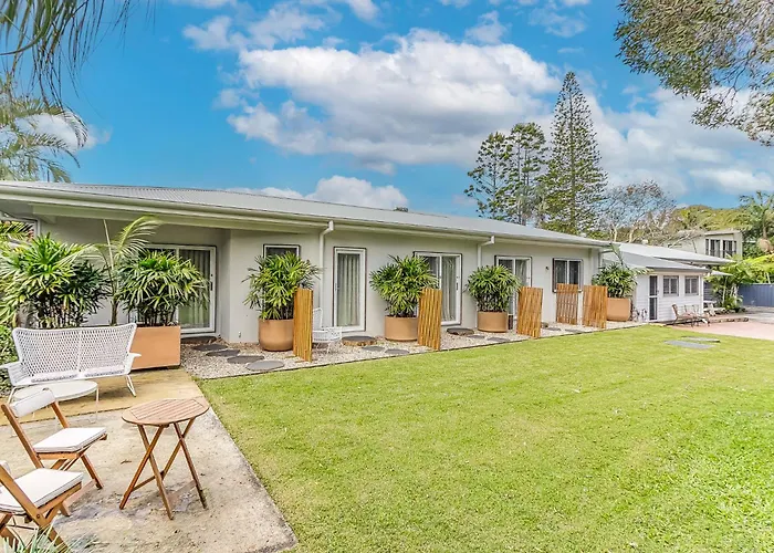 Motel: The Health Lodge