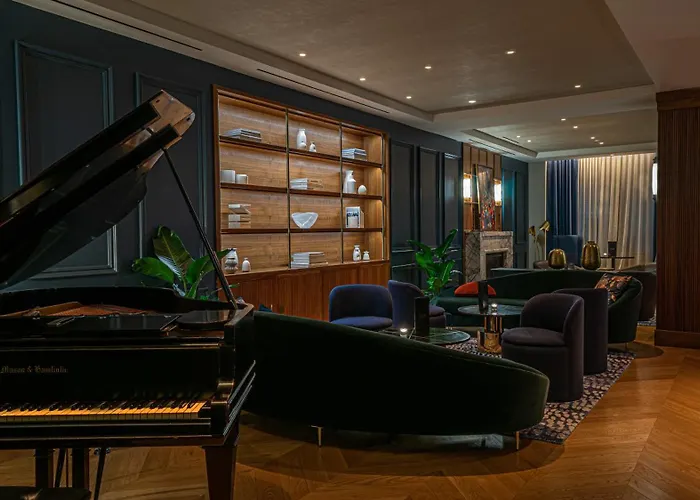The Wallace Hotel