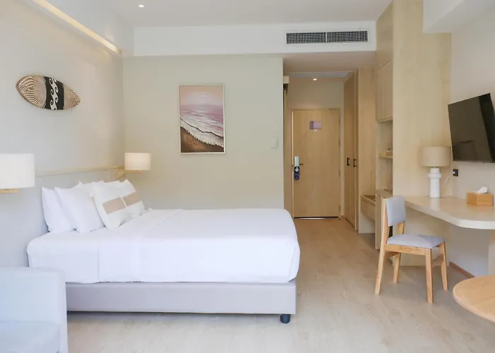 5-Sterne-Hotel: Khaolak Emerald Surf Beach Resort&Spa - SHA Extra Plus