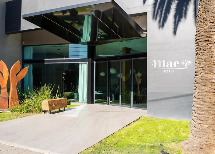 Mae Singular Hotel