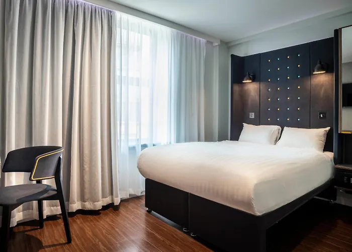 3 star hotel: Point A Hotel London Paddington