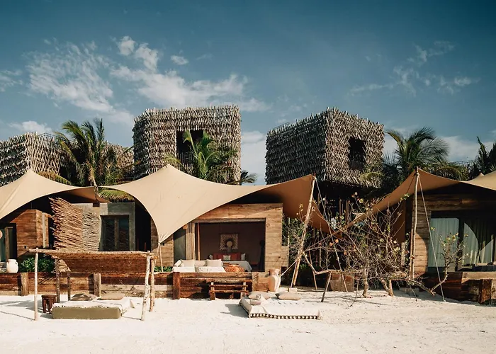 Nomade Temple Holbox